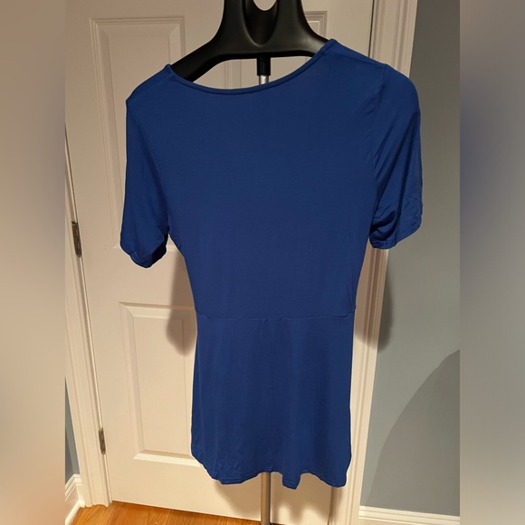 Blue short sleeve v-neck, Large - Picture 3 of 5